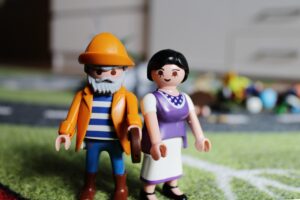 698980624f369_toys-6194040-1280